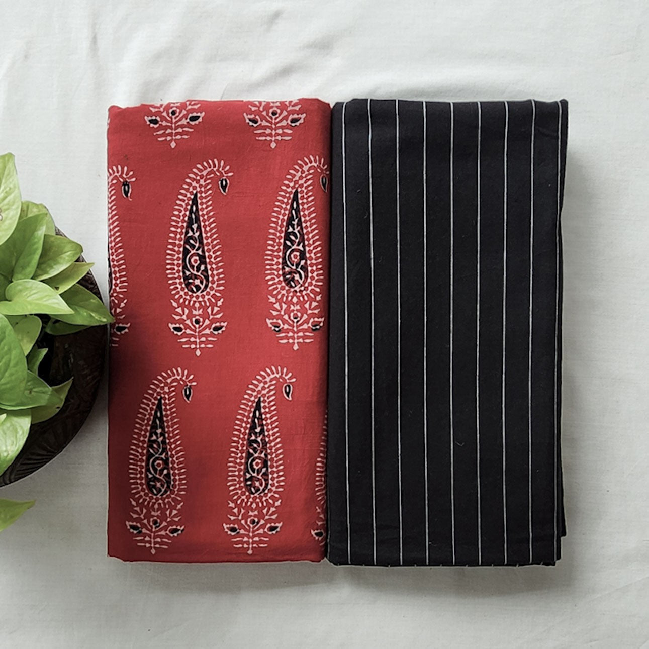 Gamthi Cotton Red With Black Top Bottom Combo