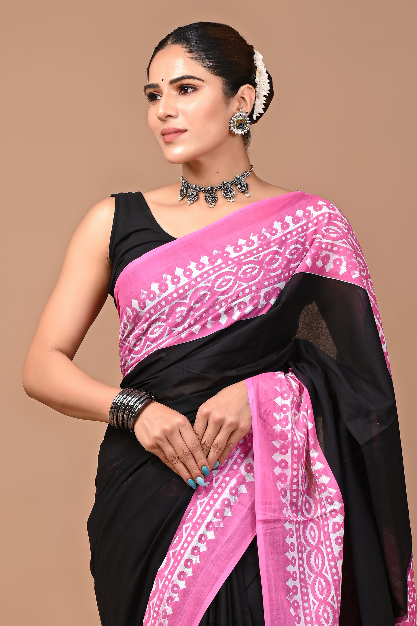 Exclusive Printed Pure Cotton Mulmul Saree With Blouse