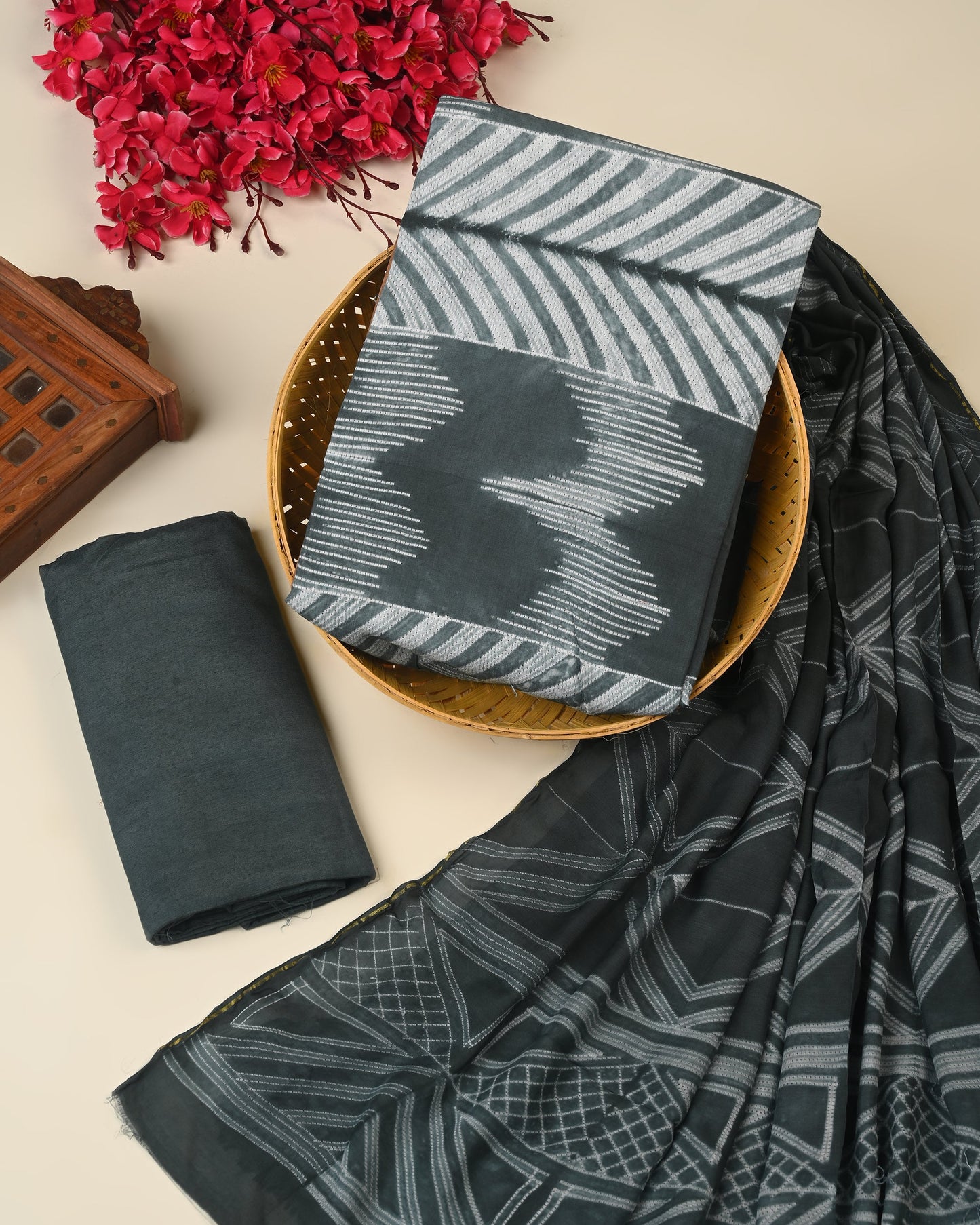 Special Shibori Muslin Suits Sets