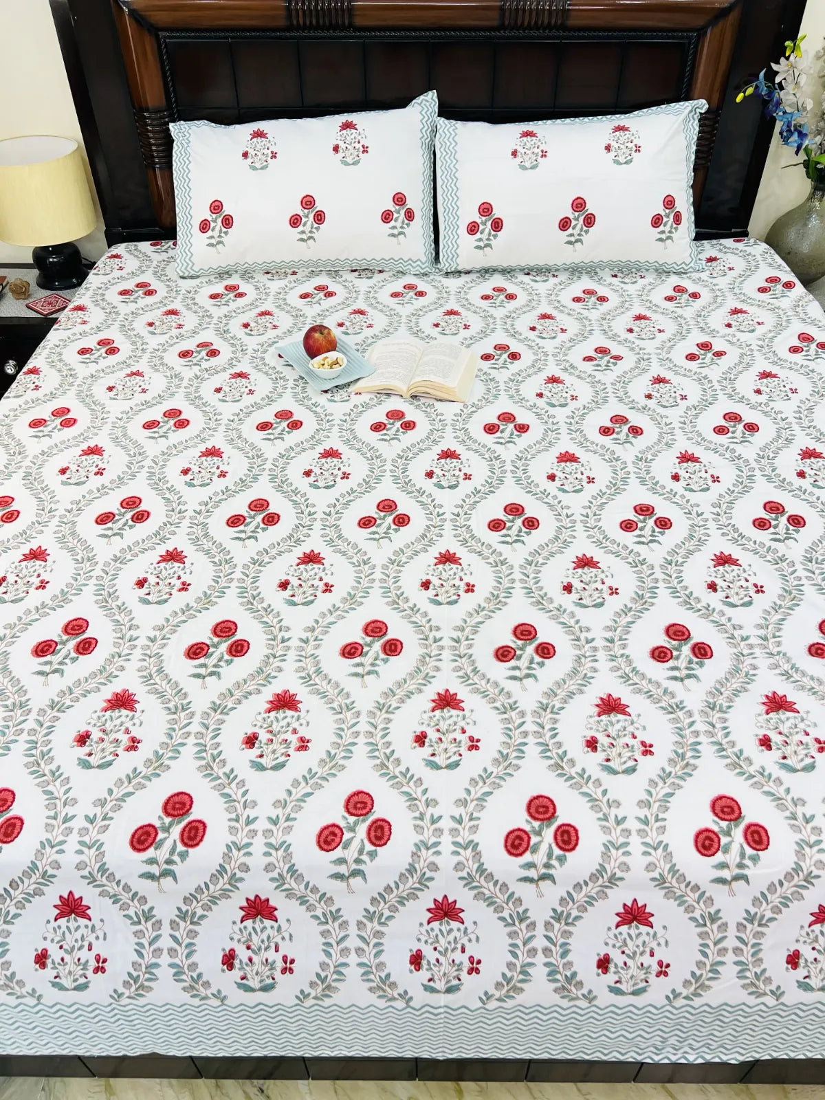 Gulnaar cotton bedsheet set - Heritagewear