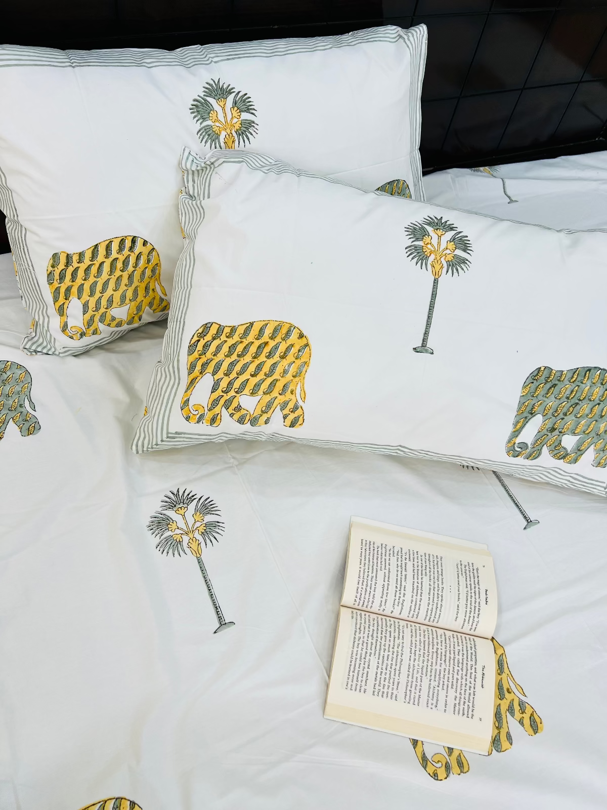 Matanga cotton bedsheet set - Heritagewear