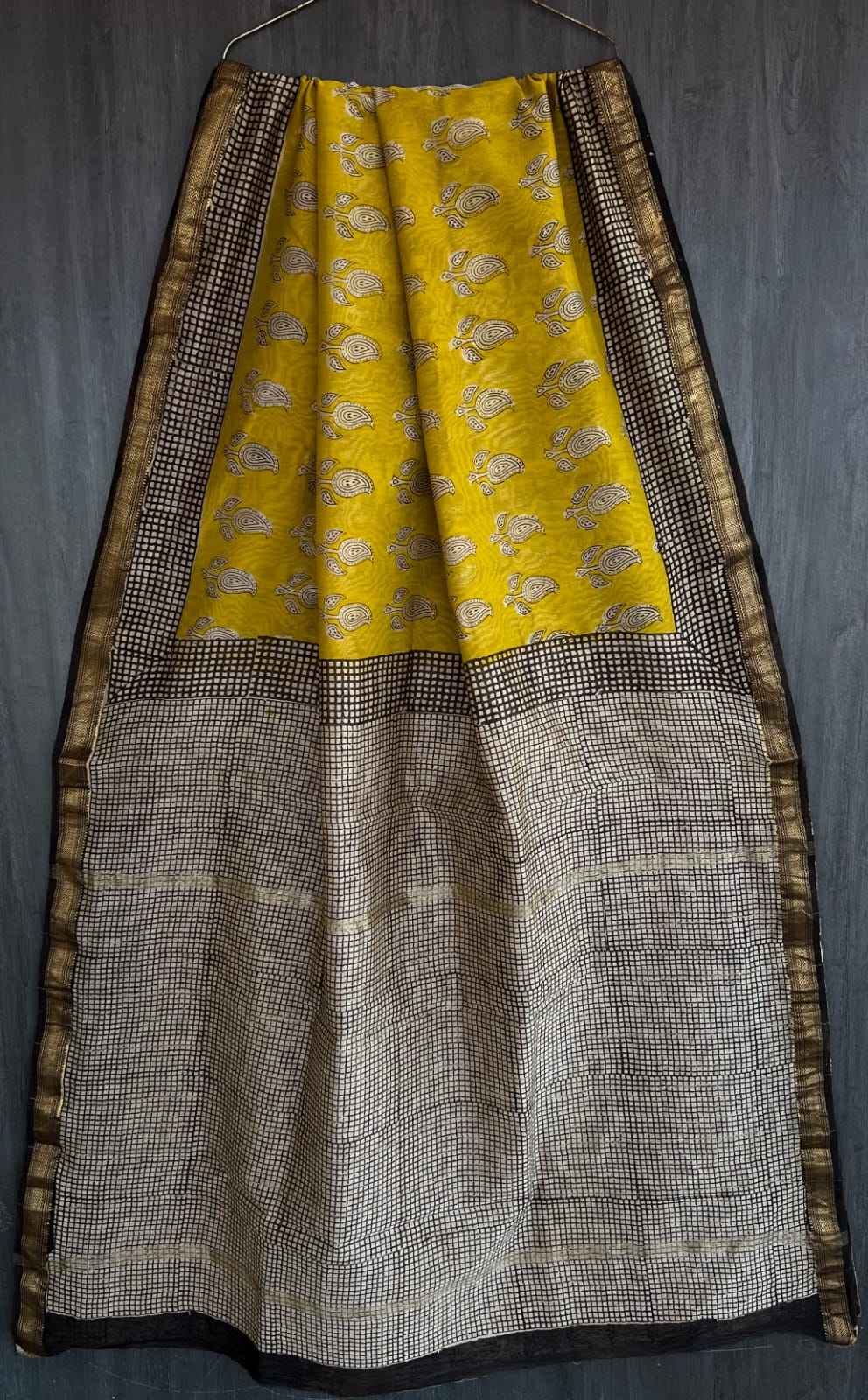 Elegant Maheshwari Silk Saree