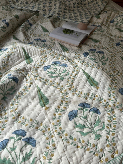 Hand Block Printed Quilt: Transform Your Bedroom with Timeless Elegance