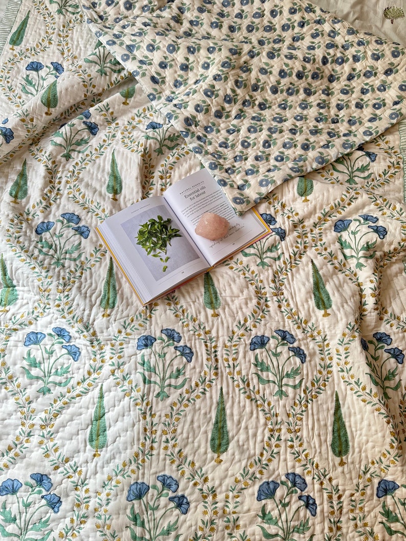 Hand Block Printed Quilt: Transform Your Bedroom with Timeless Elegance