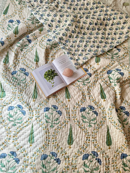 Hand Block Printed Quilt: Transform Your Bedroom with Timeless Elegance