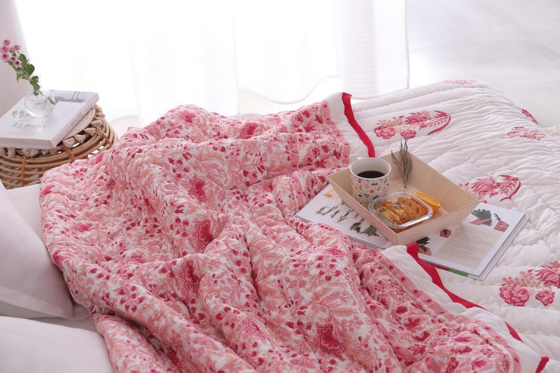 Pink Red Printed Reversible Cotton Duvet Quilt