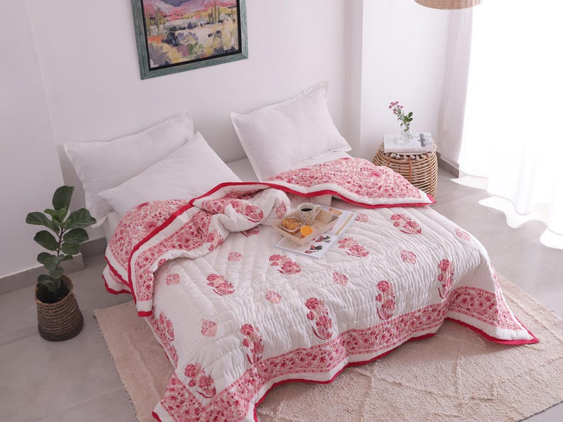 Pink Red Printed Reversible Cotton Duvet Quilt