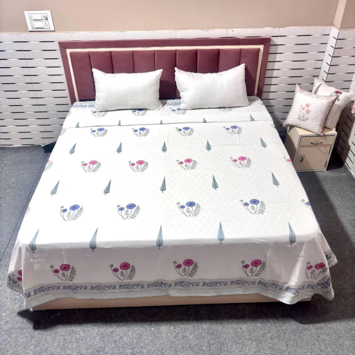 Pink Floral Mulmul Cotton Reversible Lightweight Dohar