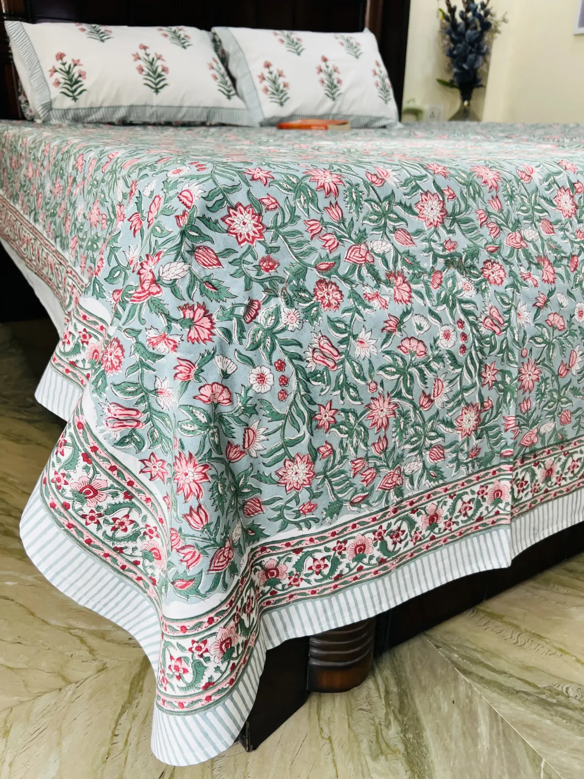 Bagh-e-Gulzar cotton bedsheet set - Heritagewear