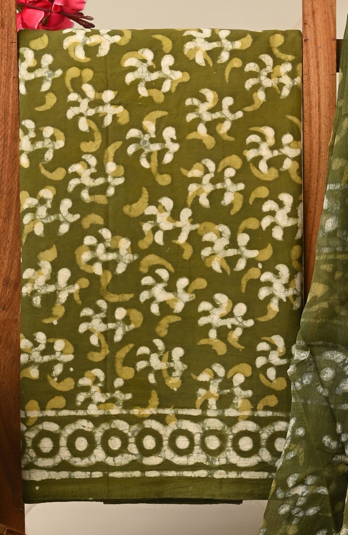 Cotton Suit with Chiffon Dupatta