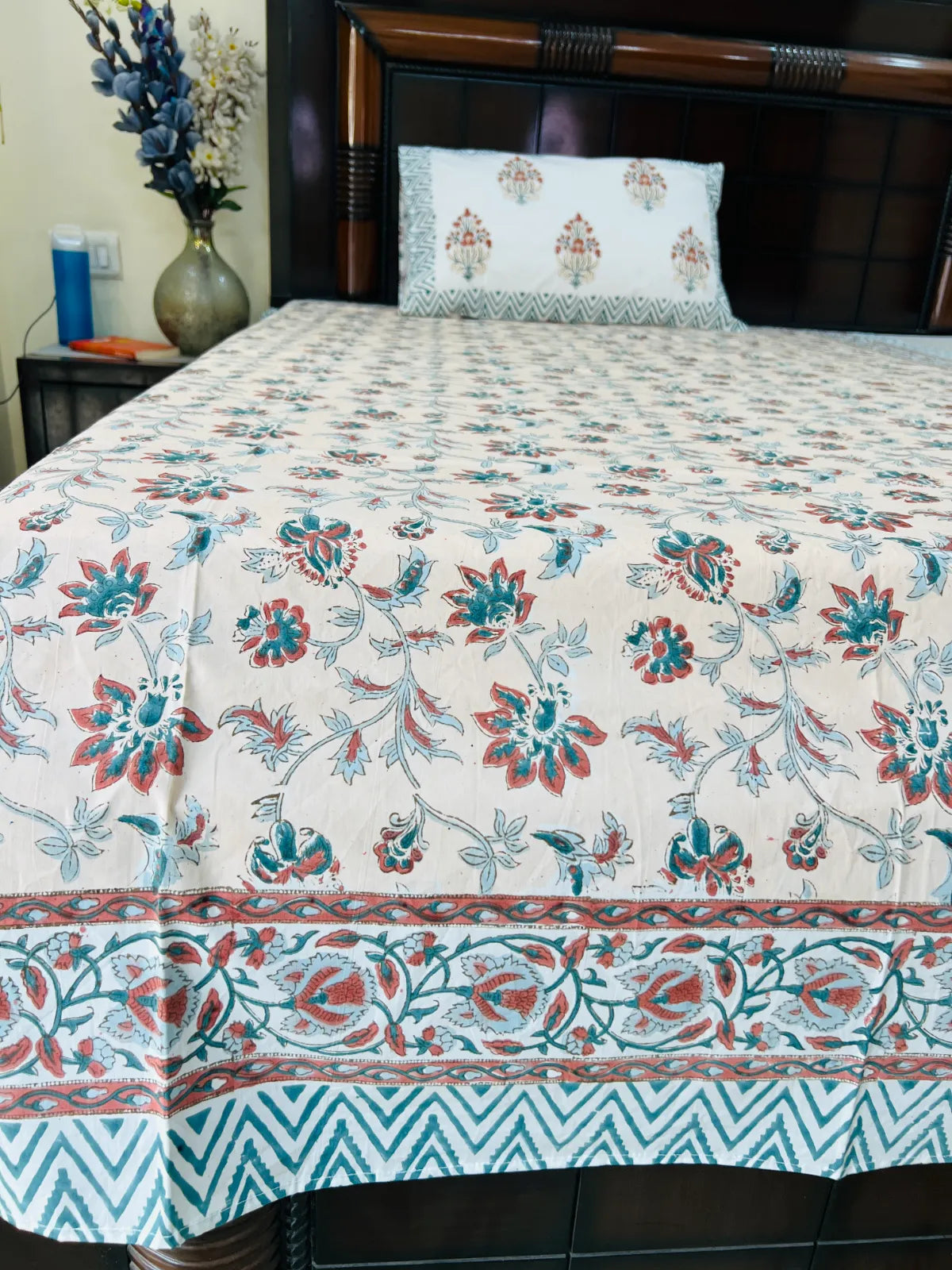 Gulnaar cotton bedsheet set - Heritagewear