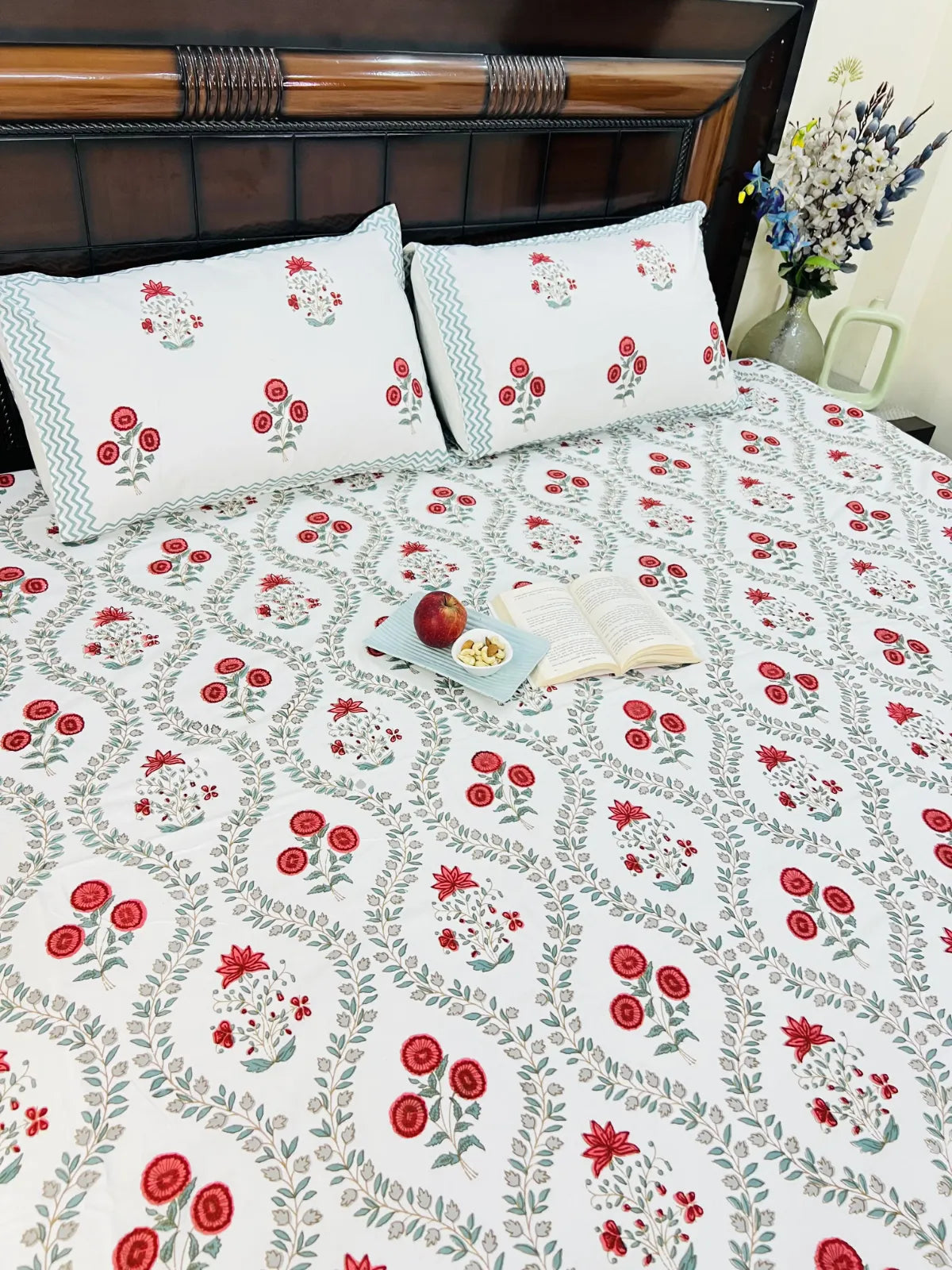 Gulnaar cotton bedsheet set - Heritagewear