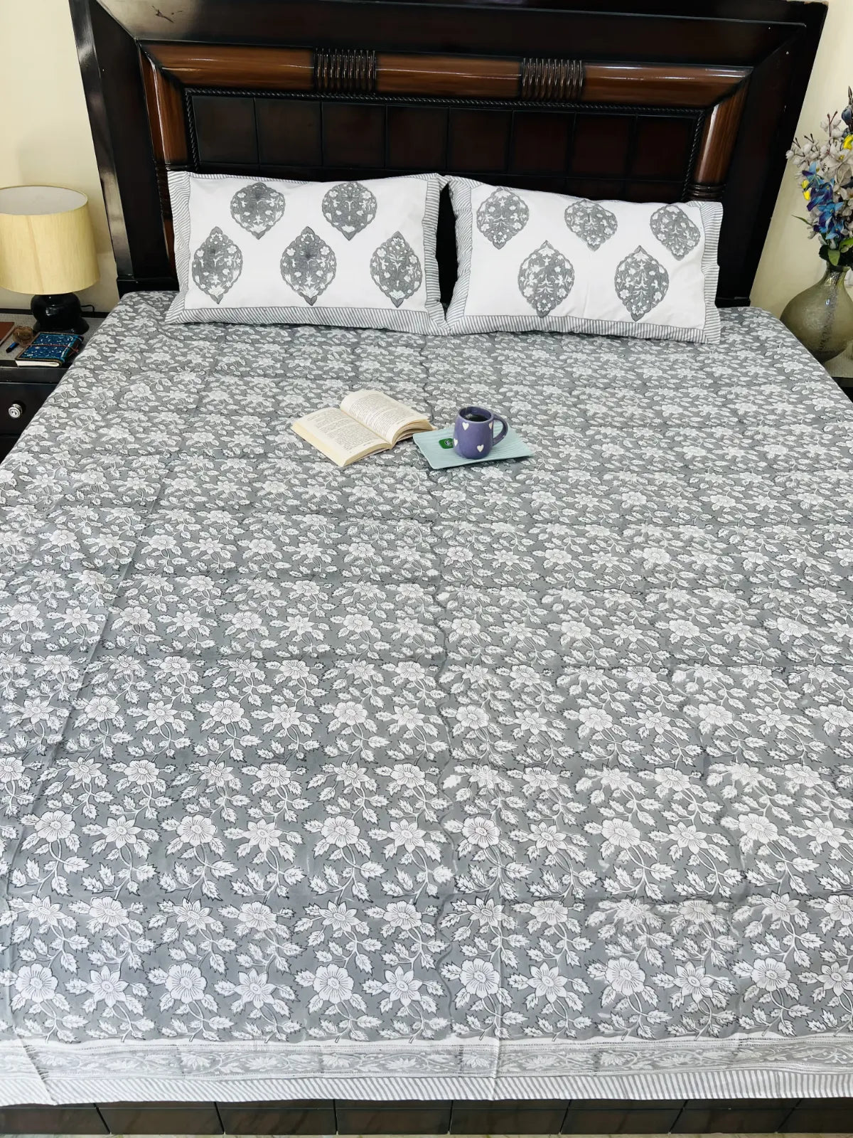 Neelpatra Boota cotton bedsheet set - Heritagewear