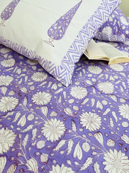 Lilac Floral cotton bedsheet set - Heritagewear