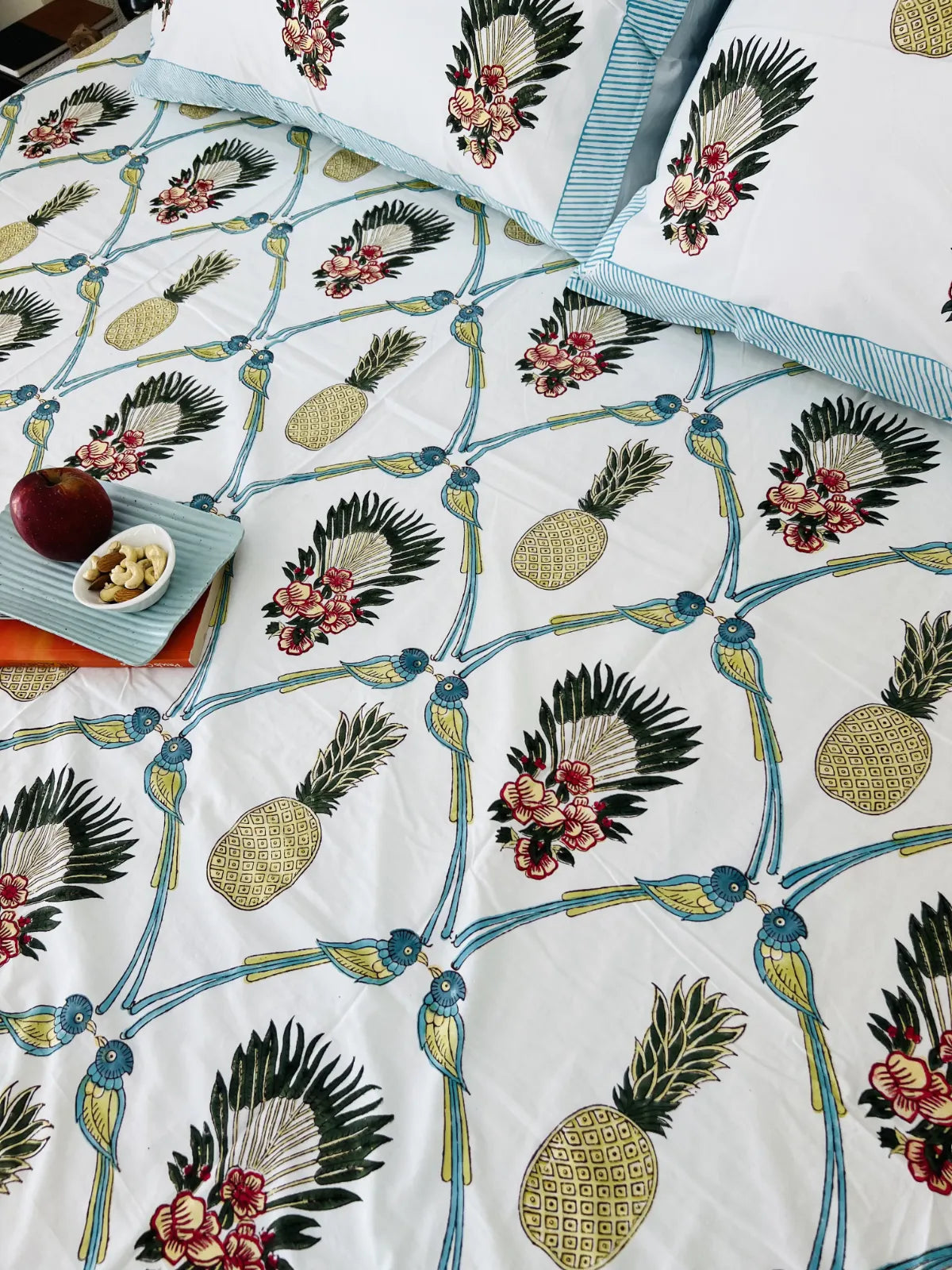 Tropical Pineapple cotton bedsheet set - Heritagewear