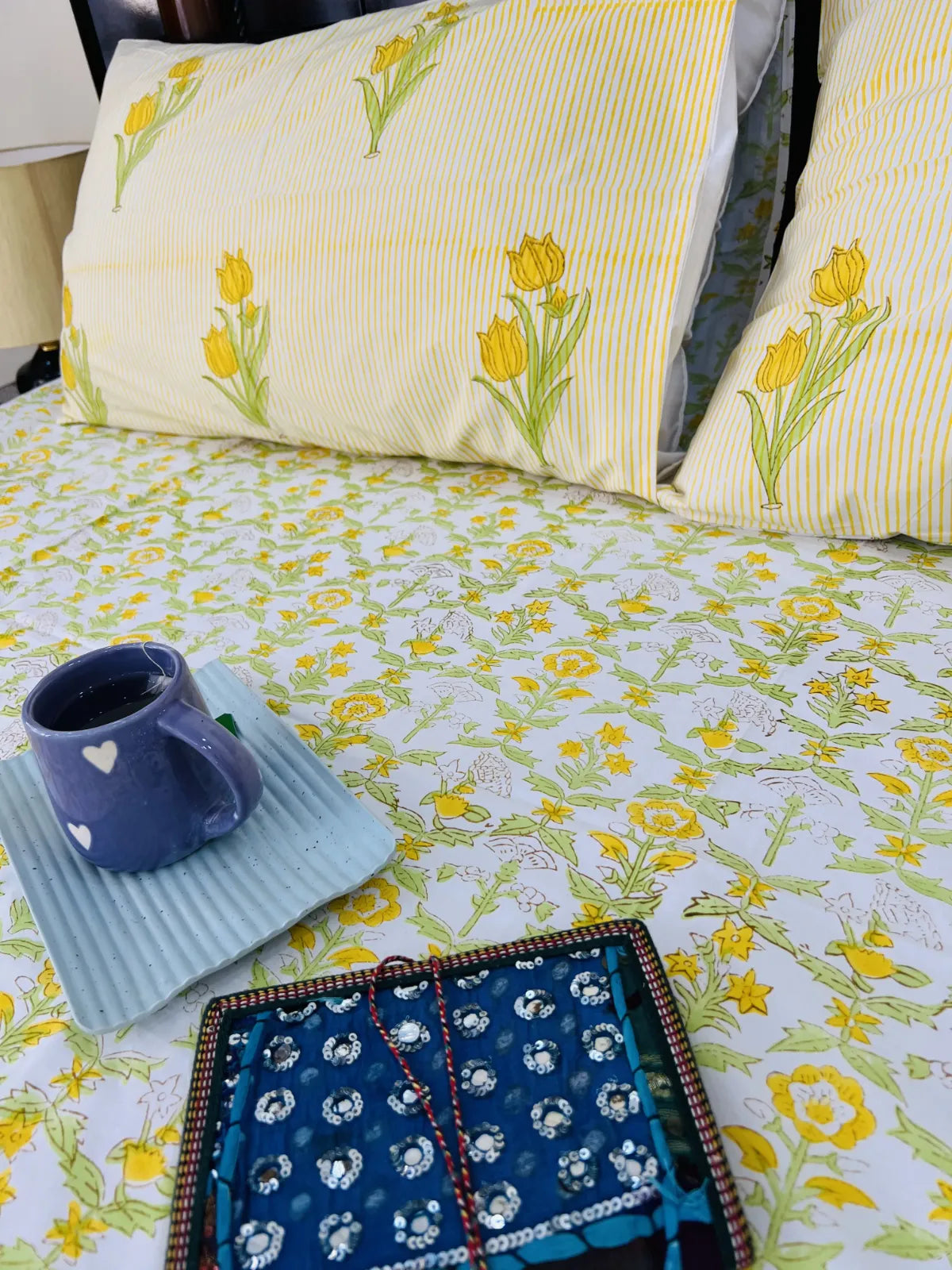 Pastel Yellow Floral cotton bedsheet set - Heritagewear