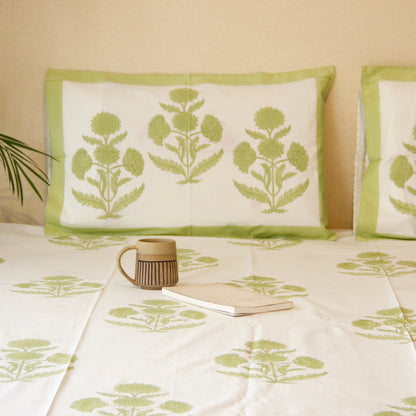 Green Meadow Pure Cotton King Size Bedsheet Set