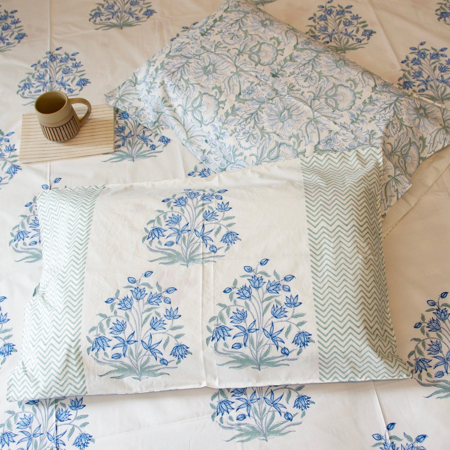 Blue Haven Pure Cotton King Size Bedsheet Set