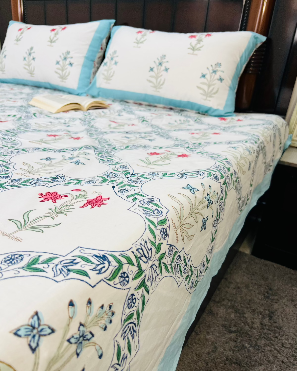 Neerja cotton bedsheet set - Heritagewear