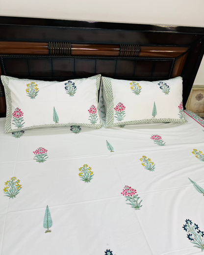 Bagh-Bahar cotton bedsheet set - Heritagewear