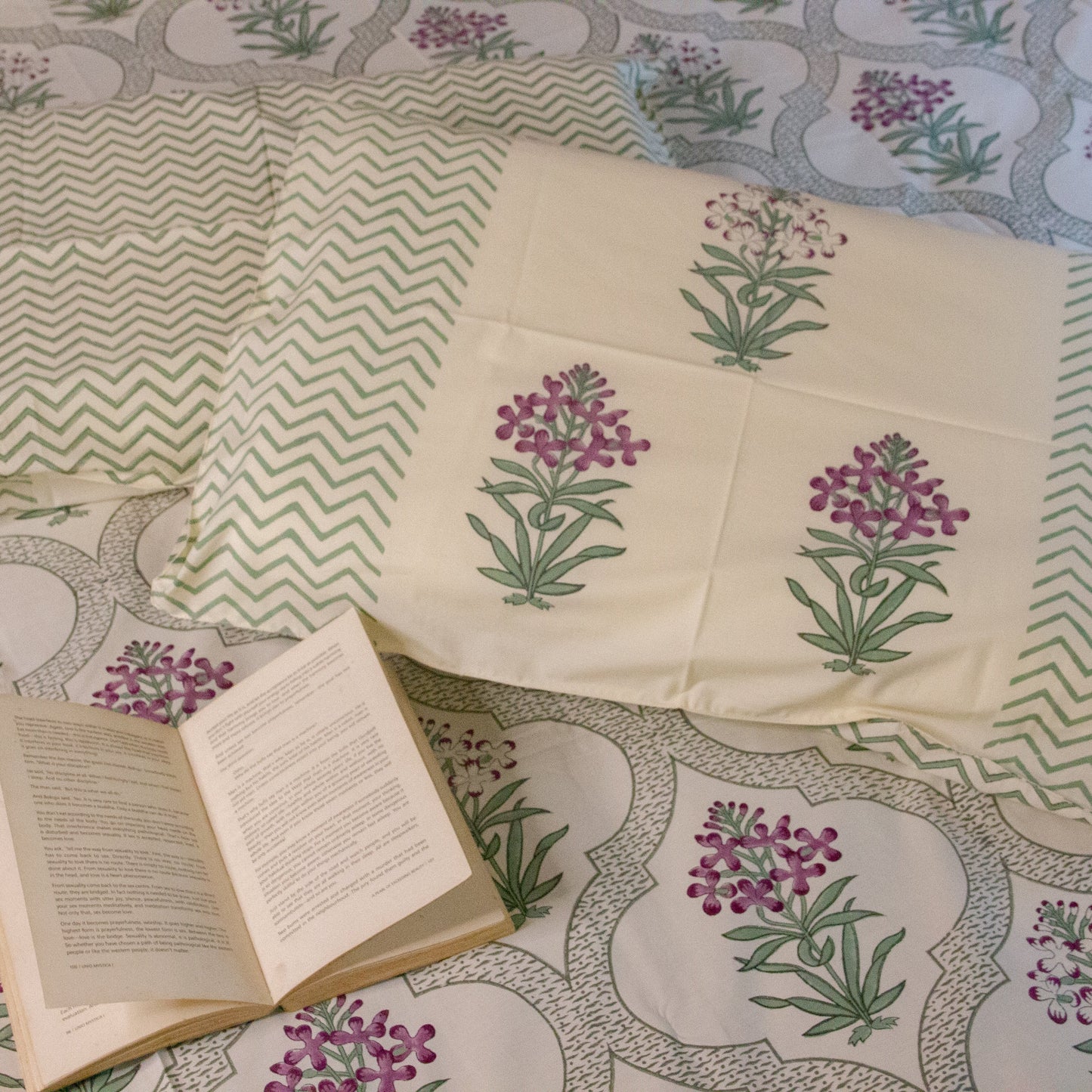 Begonia Jaal Hand Block Printed Cotton King Size Bedsheet Set