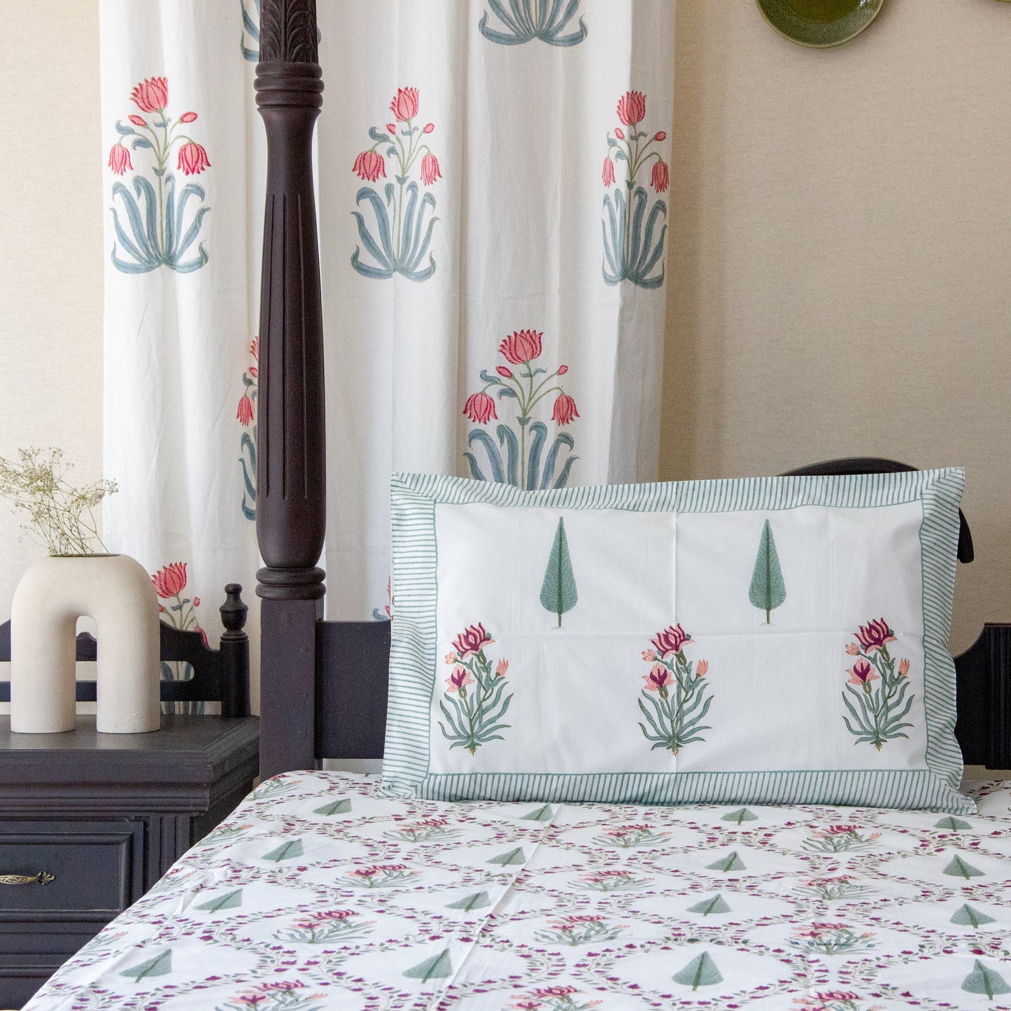 Cypress Jaal Hand Block Printed Cotton King Size Bedsheet Set