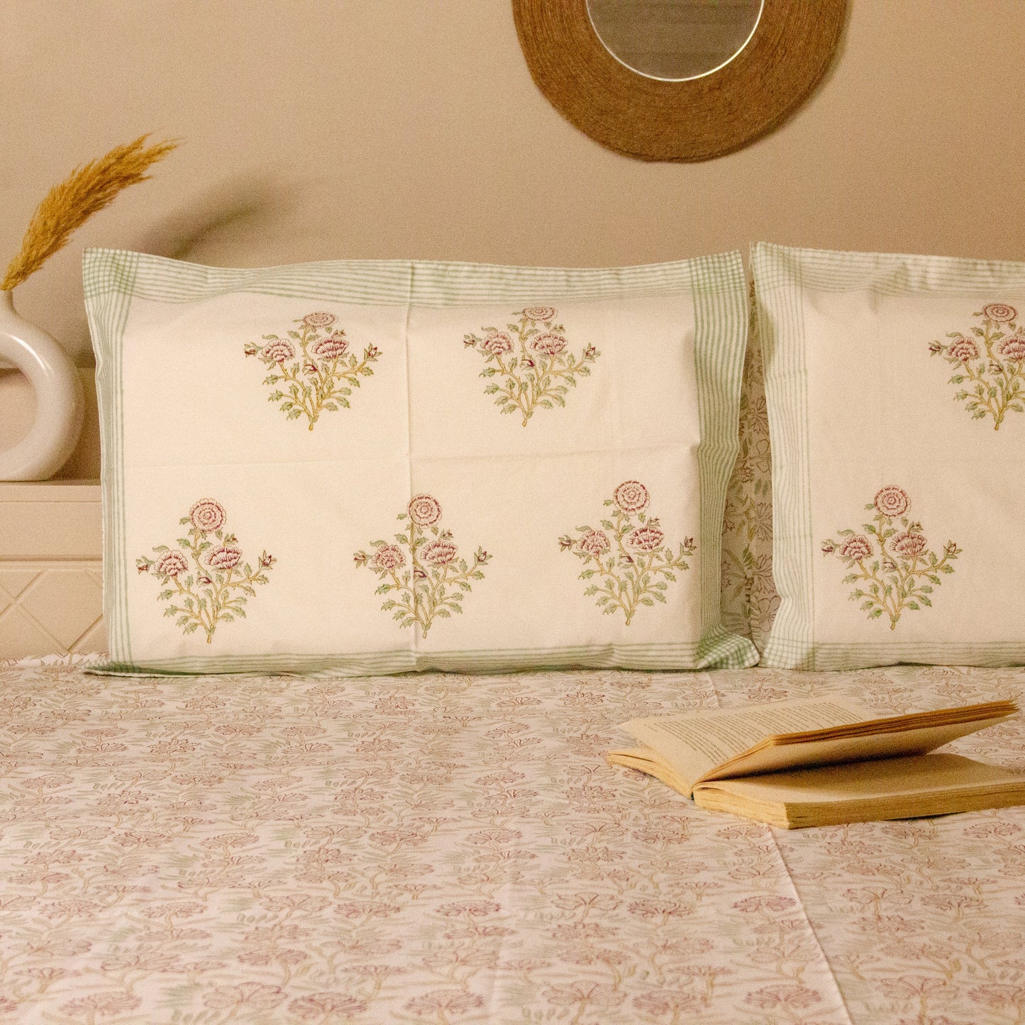 Dahlia White Hand Block Printed Bed Sheets Pure Cotton Super King Bedsheet by Heritagewear