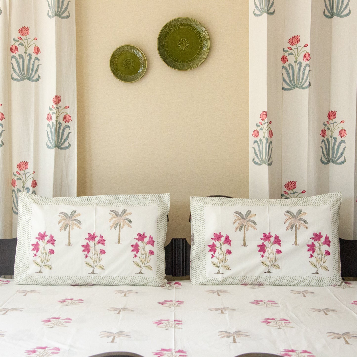 Floral Fantasia pure cotton Super King bedsheet set by Heritagewear
