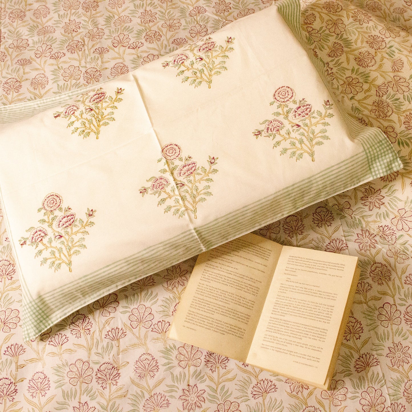 Dahlia White Hand Block Printed Bed Sheets Pure Cotton Super King Bedsheet by Heritagewear