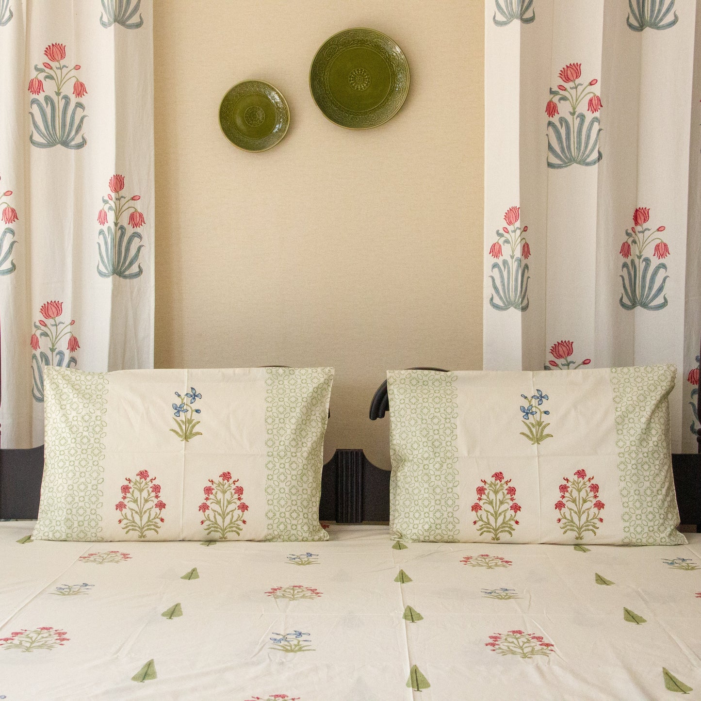 Pansy Palette Block Printed Bed Sheet pure cotton Super King bedsheet set by Heritagewear