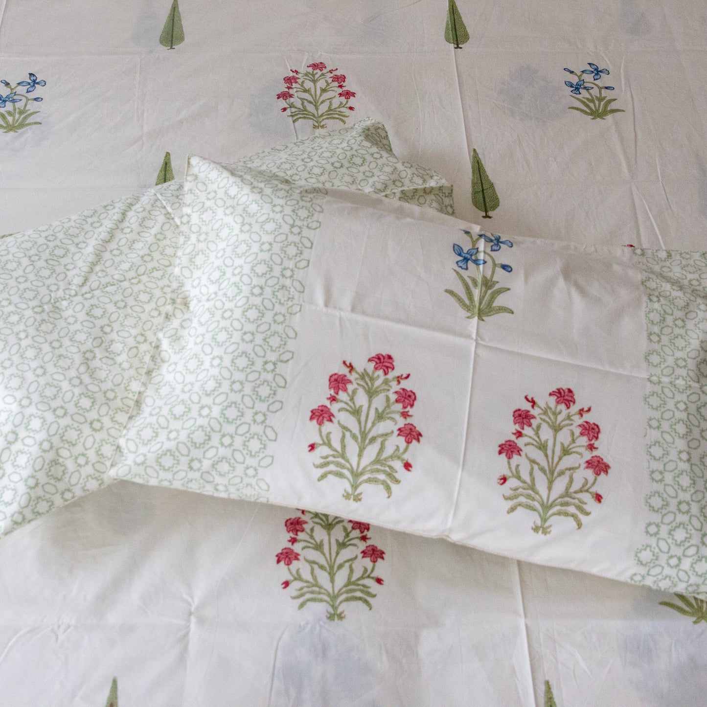 Pansy Palette Block Printed Bed Sheet Pure Cotton Super King Bedsheet by Heritagewear