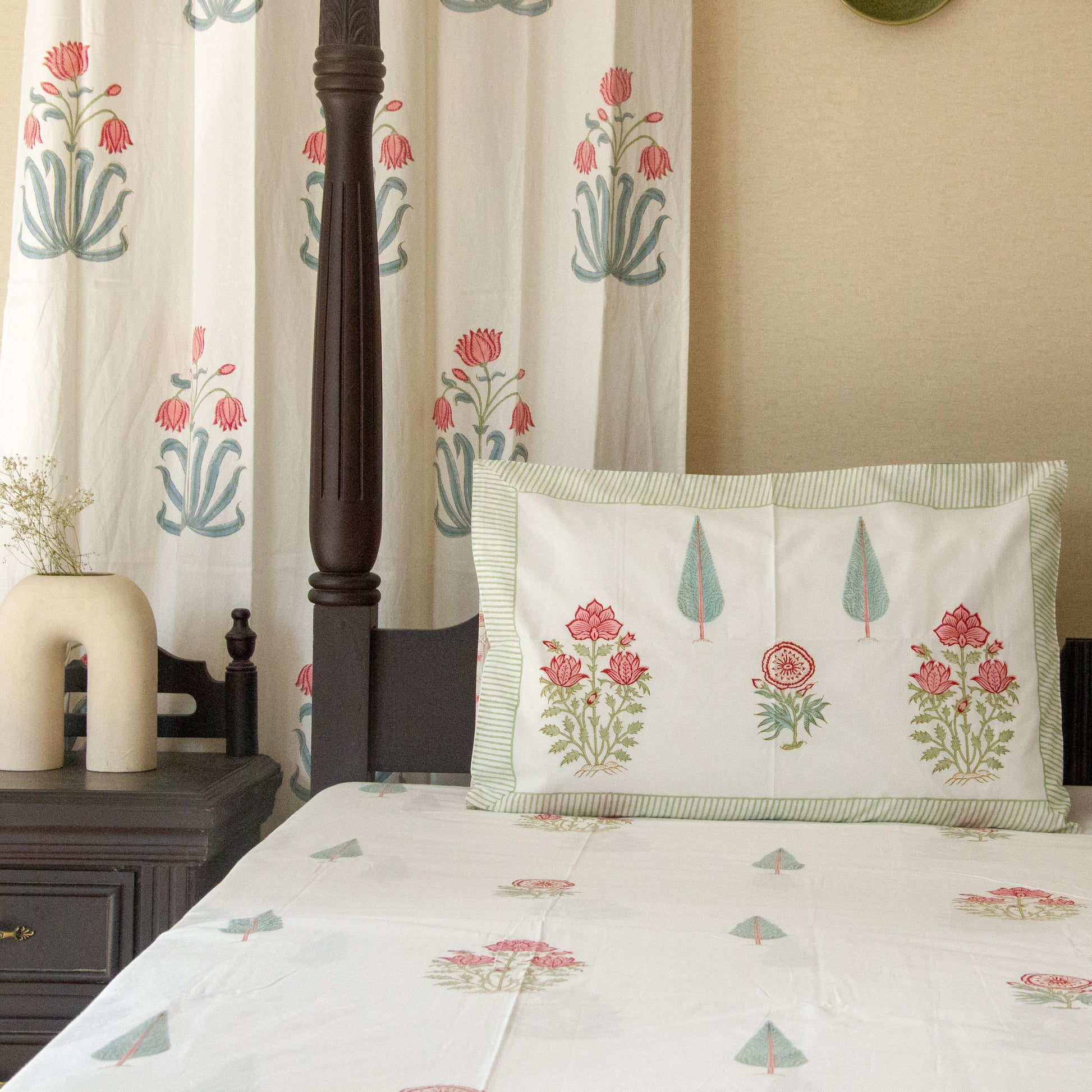 Hibiscus Harmony Bedsheet Pure Cotton Super King Bedsheet by Heritagewear