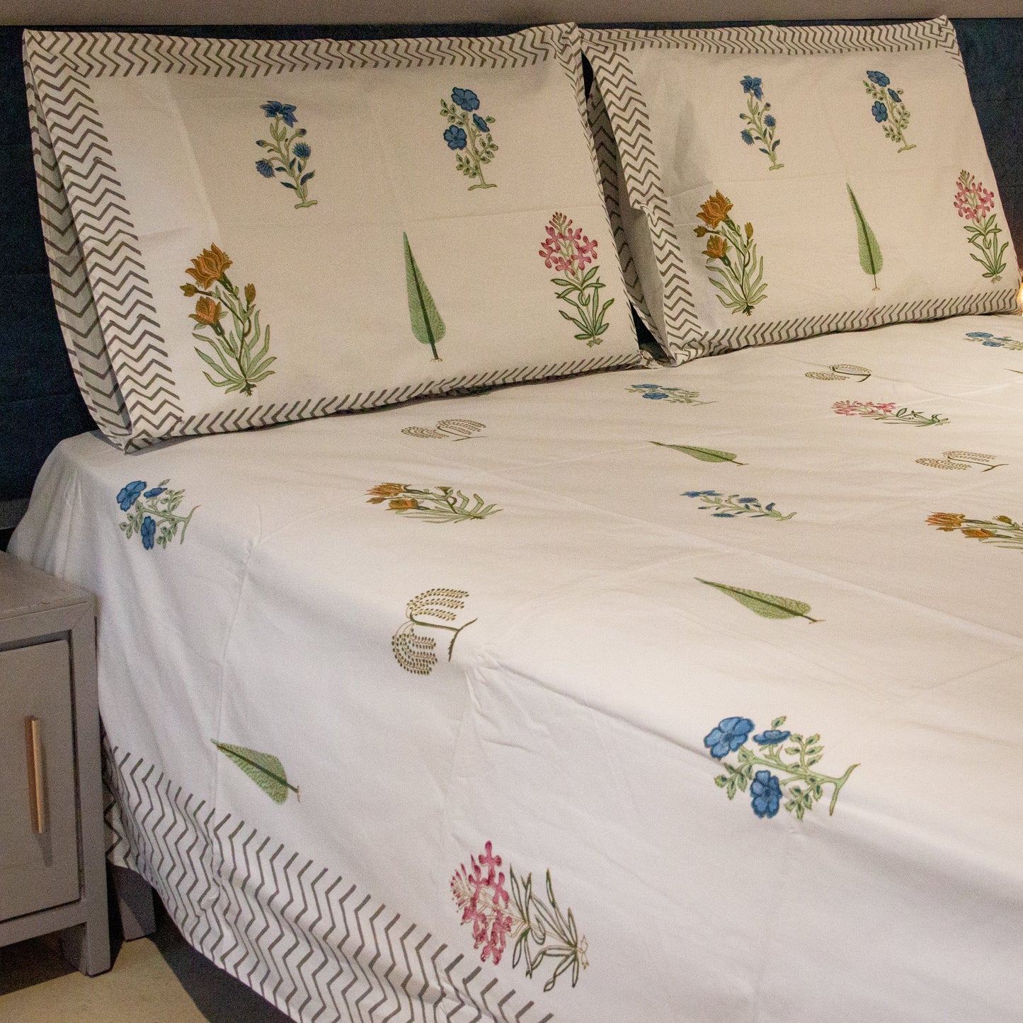 Evergreen Hand Block Printed Bed Sheets Pure Cotton Super King Bedsheet by Heritagewear