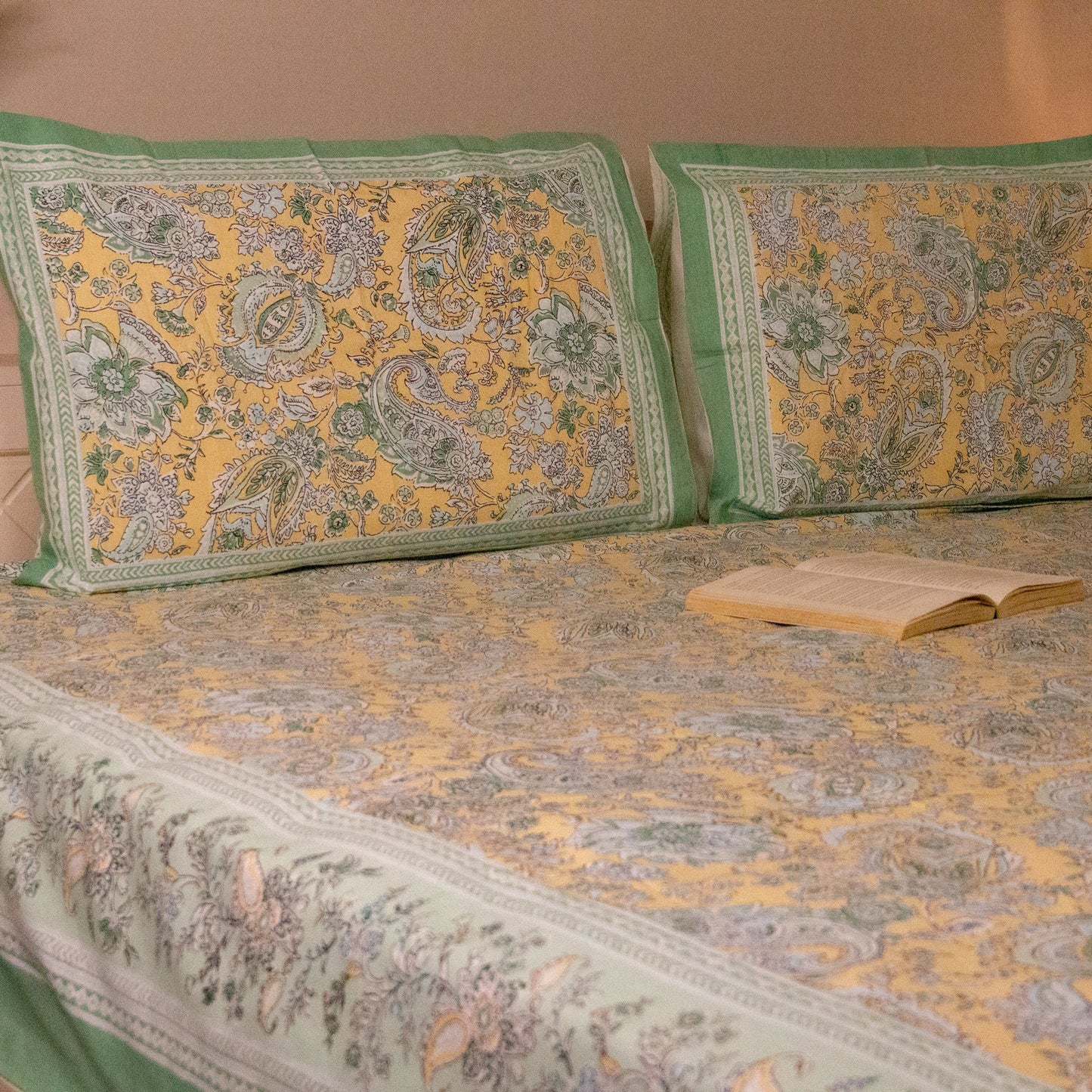 Blossom Green Pure Cotton King Size Bedsheet Set