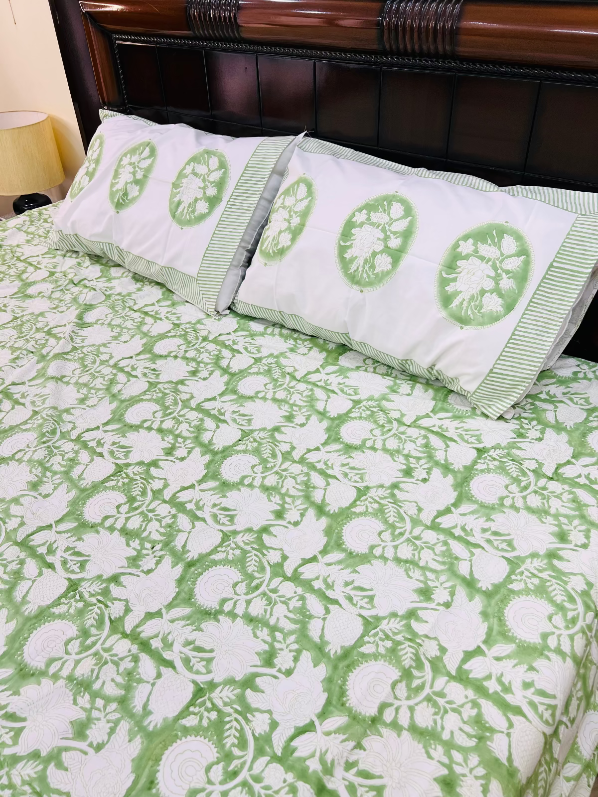 Hari-Prabha cotton bedsheet set - Heritagewear