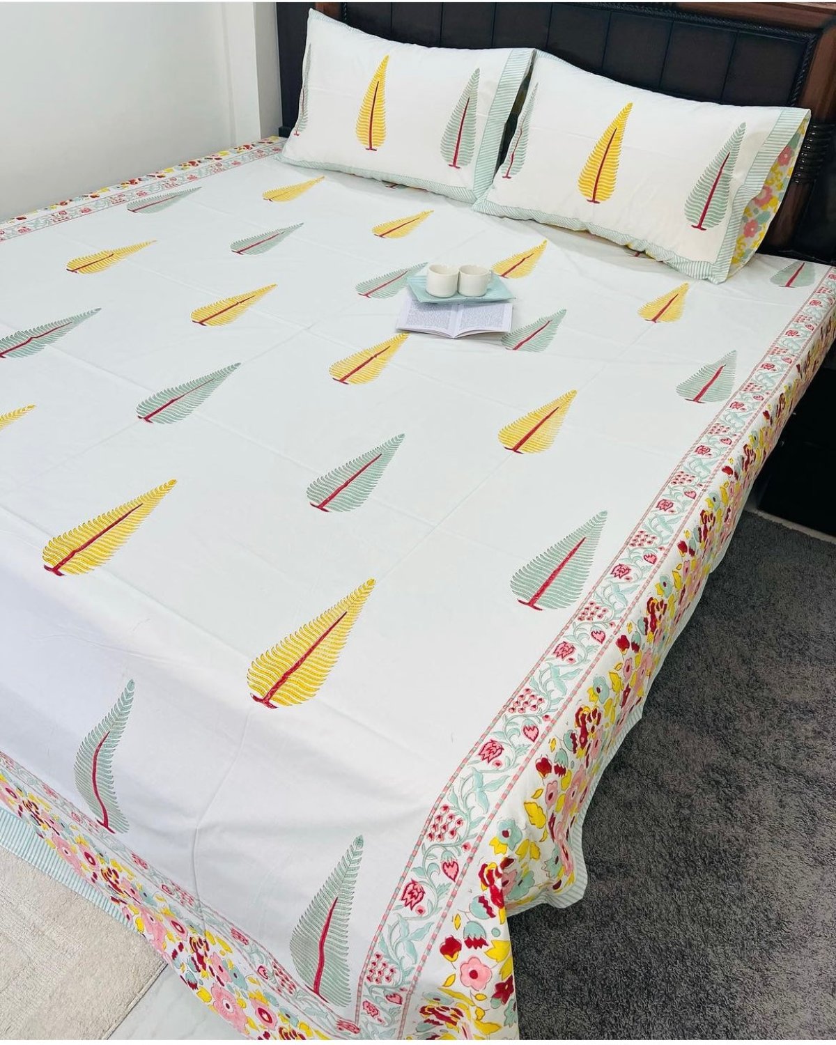 Mughal Garden cotton bedsheet set - Heritagewear