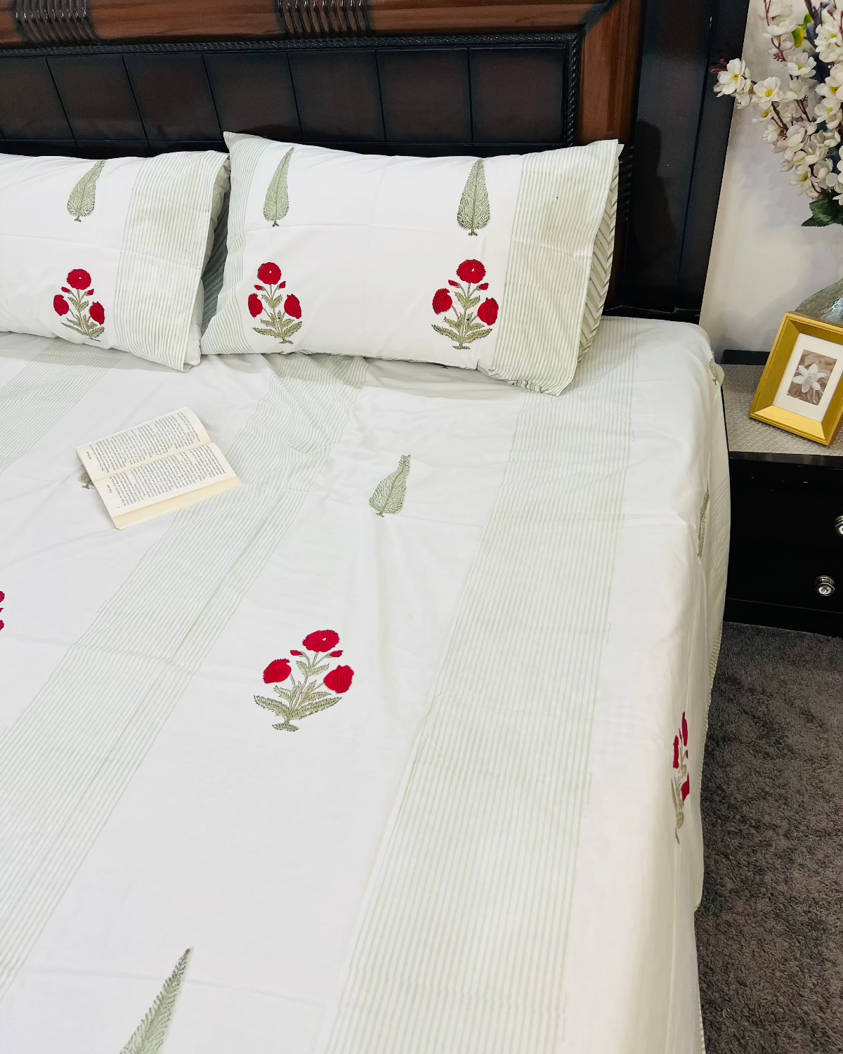 Rajputana Bloom cotton bedsheet set - Heritagewear