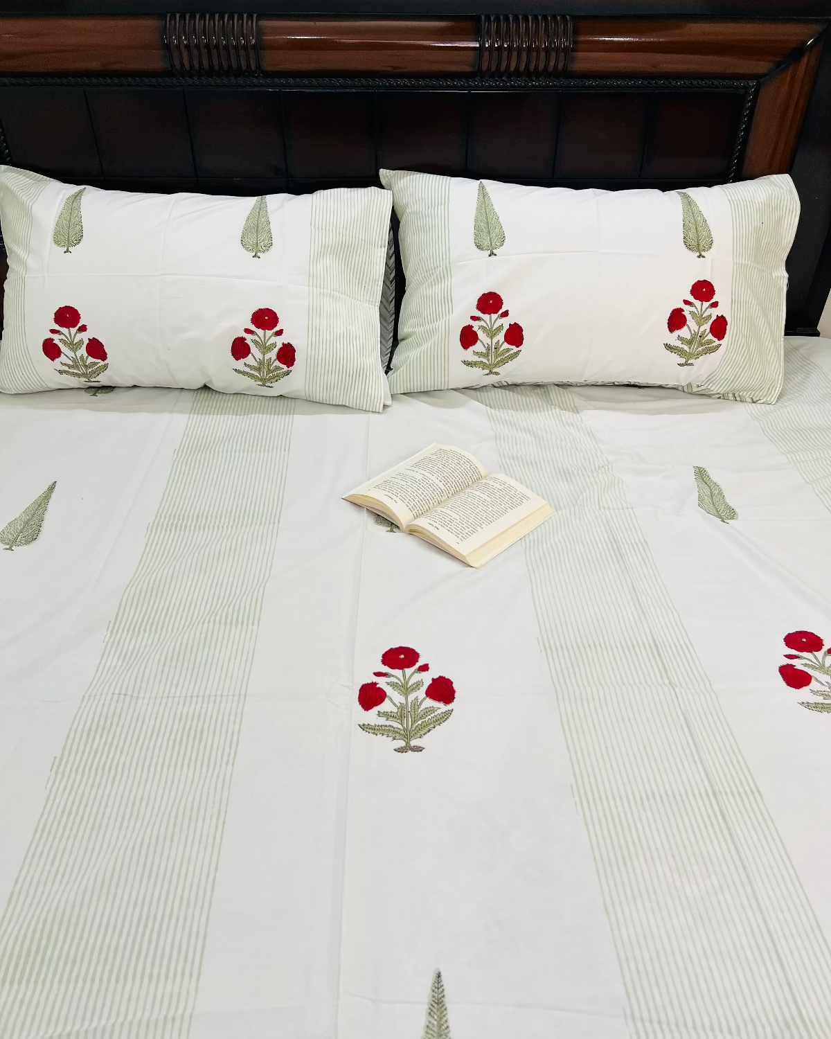 Rajputana Bloom cotton bedsheet set - Heritagewear