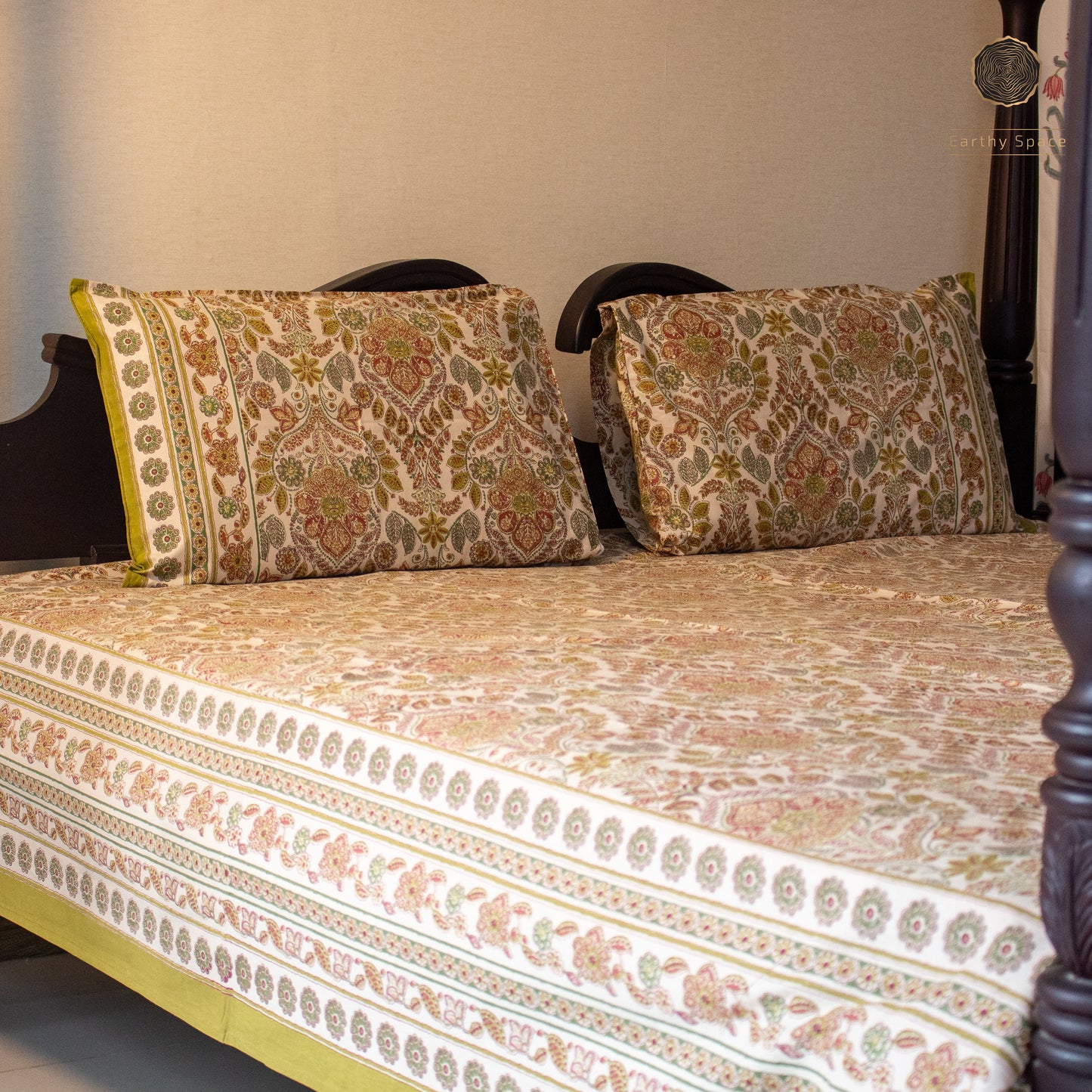 Amber Palace Print Pure Cotton Super King Bedsheet by Heritagewear