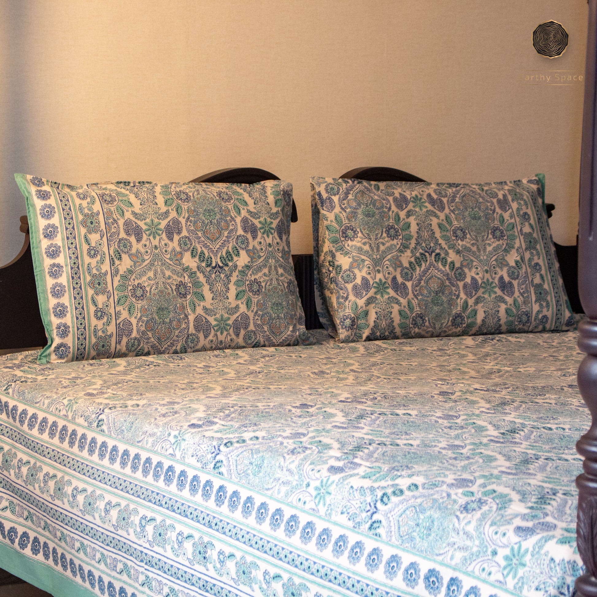 Bluebell Palace Print Pure Cotton Super King Bedsheet by Heritagewear
