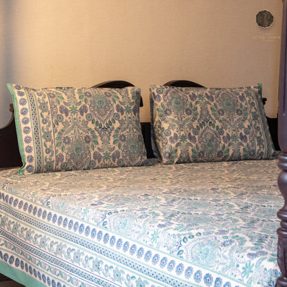 Bluebell Palace Print Pure Cotton Super King Bedsheet by Heritagewear