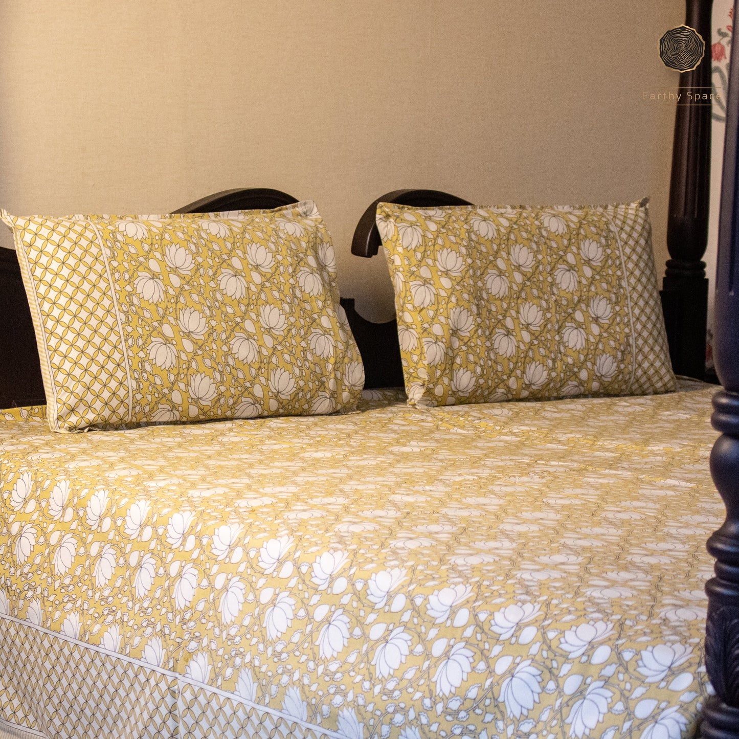 Desert Bloom Pure Cotton Super King Bedsheet by Heritagewear