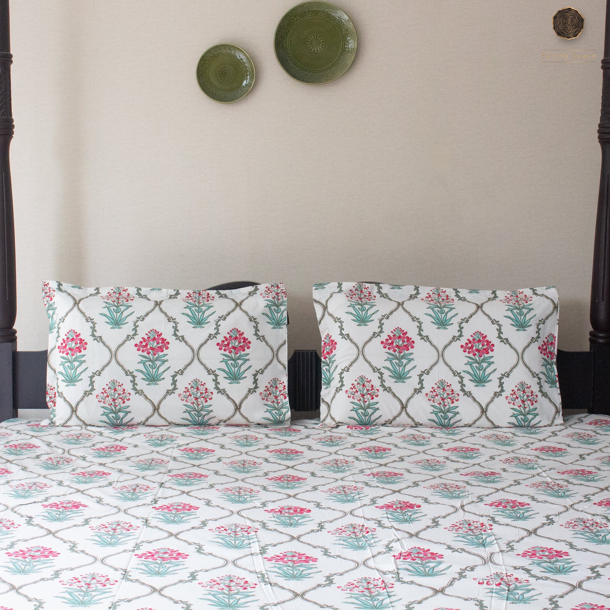 Evergreen Jaal Bloom Pure Cotton Super King Bedsheet by Heritagewear
