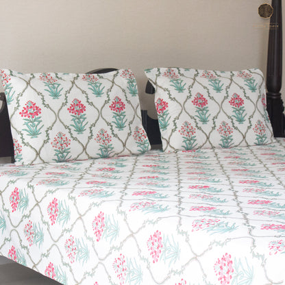 Evergreen Jaal Bloom Pure Cotton Super King Bedsheet by Heritagewear