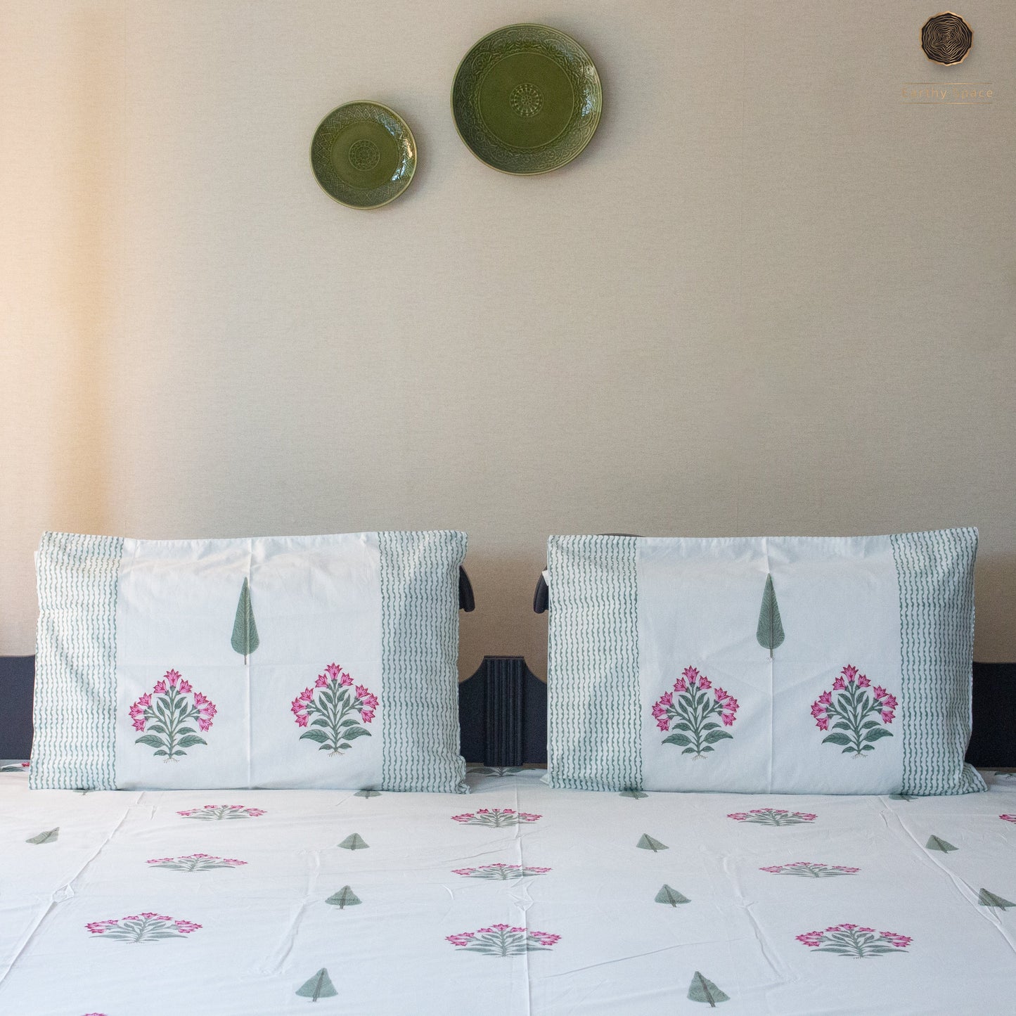 Garden Bloom Pure Cotton King Size Bedsheet Set