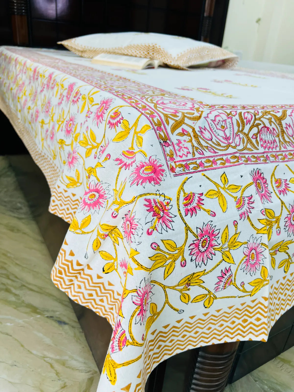 Phulvalli cotton bedsheet set - Heritagewear