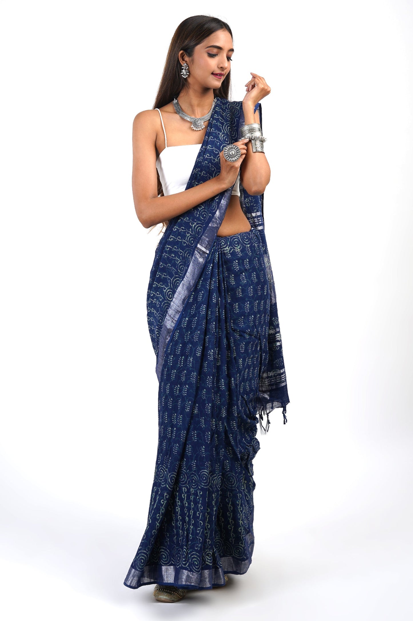 Heritage Gaurangi Indigo Print Linen Saree With Blouse Piece