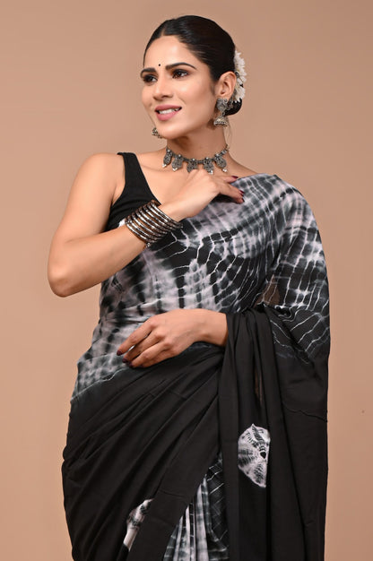 Printed Pure Cotton Mulmul Saree With Blouse