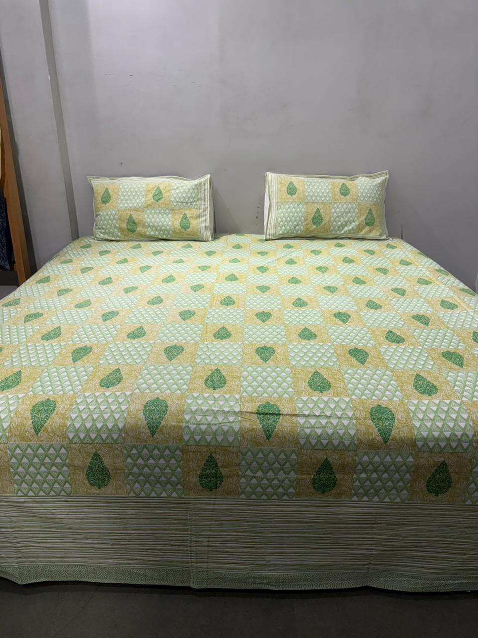 Handcrafted Jaipuri Look Cotton Double Bedsheet with 2 Reversible Pillow Covers