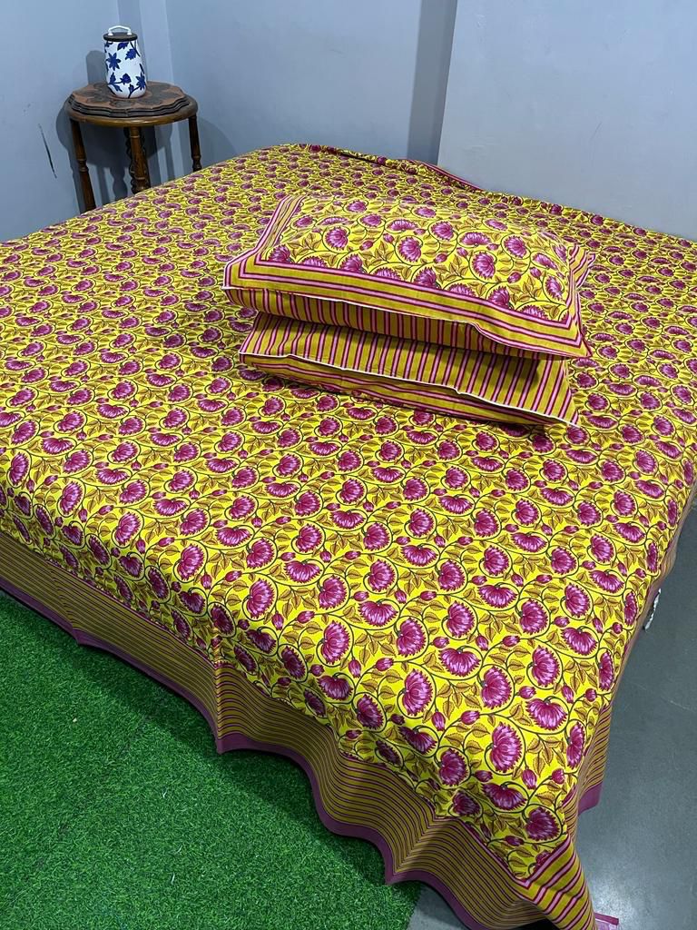Handcrafted Jaipuri Look Cotton Double Bedsheet with 2 Reversible Pillow Covers